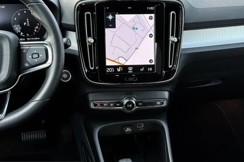 Volvo XC40 din 2023 cu 30.499 km - oferta VOL219141 - foto 8