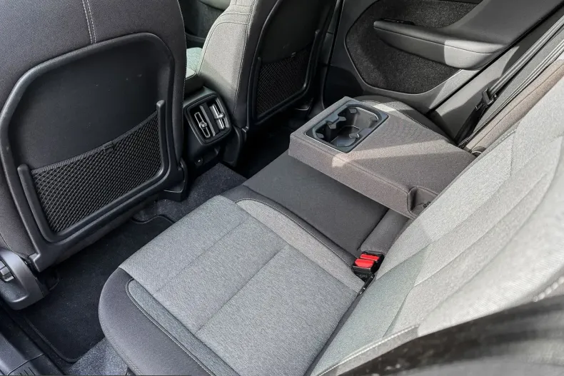 Volvo XC40 din 2023 cu 30.499 km - oferta VOL219141 - foto 15