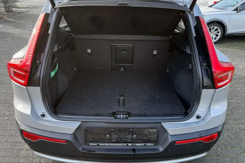 Volvo XC40 din 2023 cu 30.499 km - oferta VOL219141 - foto 16