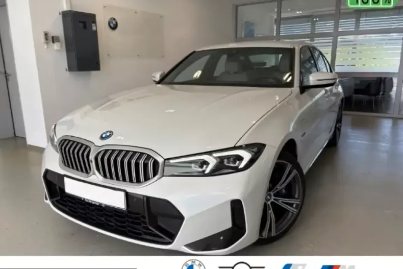 BMW 330 (Seria 3) din 2022 cu 50.840 km - oferta BMW219144 - foto 1