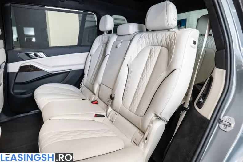 BMW X7 (Seria X) din 2023 cu 17.000 km - oferta BMW219145 - foto 12