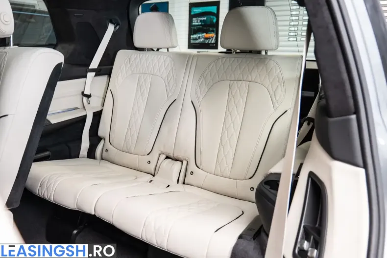 BMW X7 (Seria X) din 2023 cu 17.000 km - oferta BMW219145 - foto 14