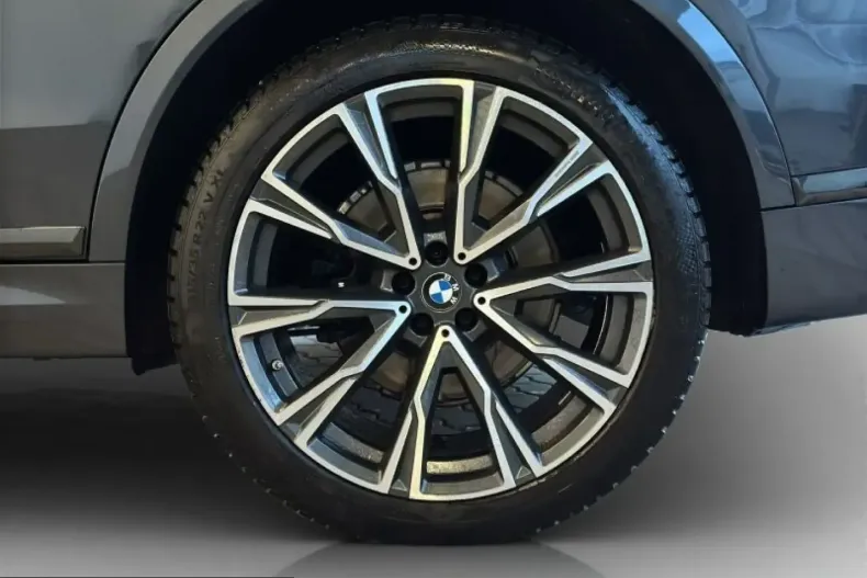 BMW X7 (Seria X) din 2021 cu 41.921 km - oferta BMW219149 - foto 10