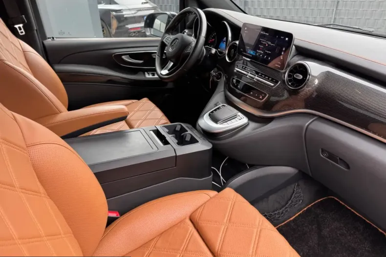 Mercedes-Benz V 300 (Clasa V) din 2023 cu 57.000 km - oferta MER219174 - foto 12