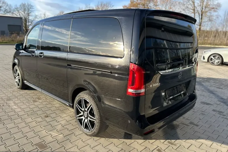 Mercedes-Benz V 300 (Clasa V) din 2023 cu 50.143 km - oferta MER219175 - foto 4