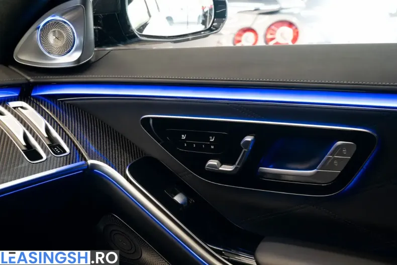 Mercedes-Benz S 63 AMG (Clasa S) din 2023 cu 15.677 km - oferta MER219182 - foto 38