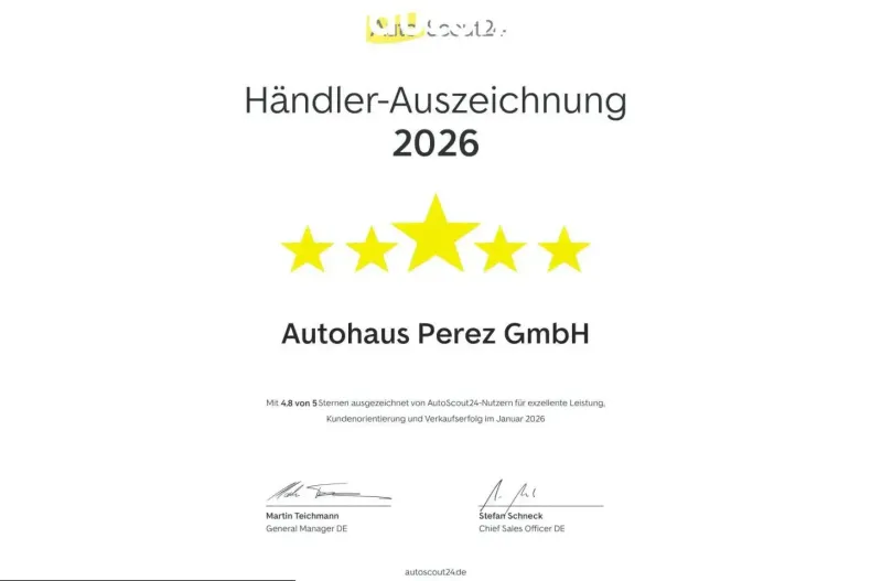 Mercedes-Benz C 300 (Clasa C) din 2024 cu 6.007 km - oferta MER219184 - foto 18