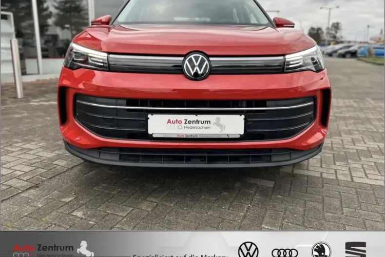 Volkswagen Tiguan din 2024 cu 9.700 km - oferta VOL219187 - foto 9