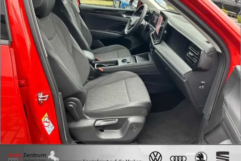 Volkswagen Tiguan din 2024 cu 9.700 km - oferta VOL219187 - foto 14