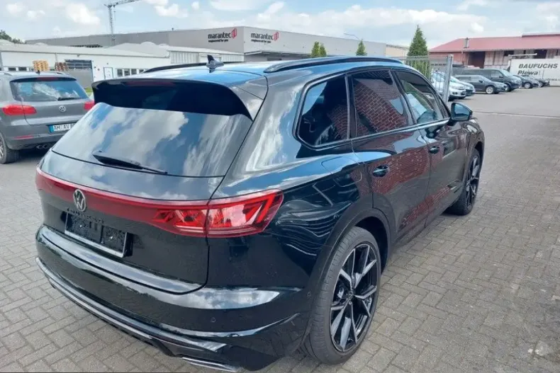 Volkswagen Touareg din 2025 cu 10.500 km - oferta VOL219189 - foto 5