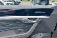 Volkswagen Touareg din 2025 cu 10.500 km - oferta VOL219189 - foto 14