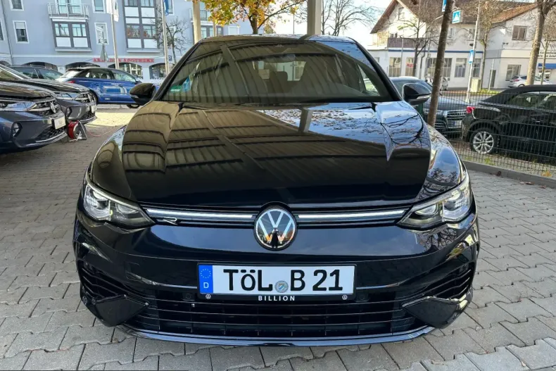 Volkswagen Golf din 2024 cu 16.900 km - oferta VOL219190 - foto 5