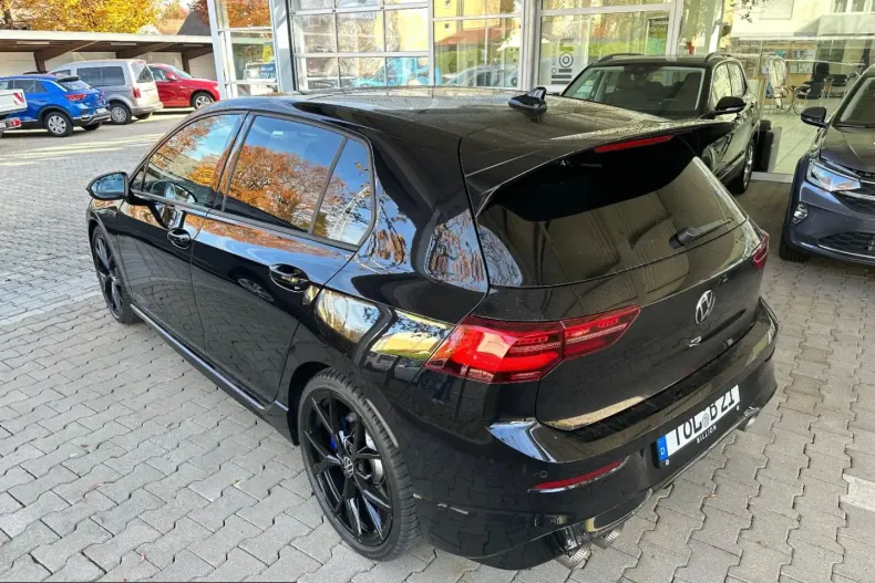 Volkswagen Golf din 2024 cu 16.900 km - oferta VOL219190 - foto 9