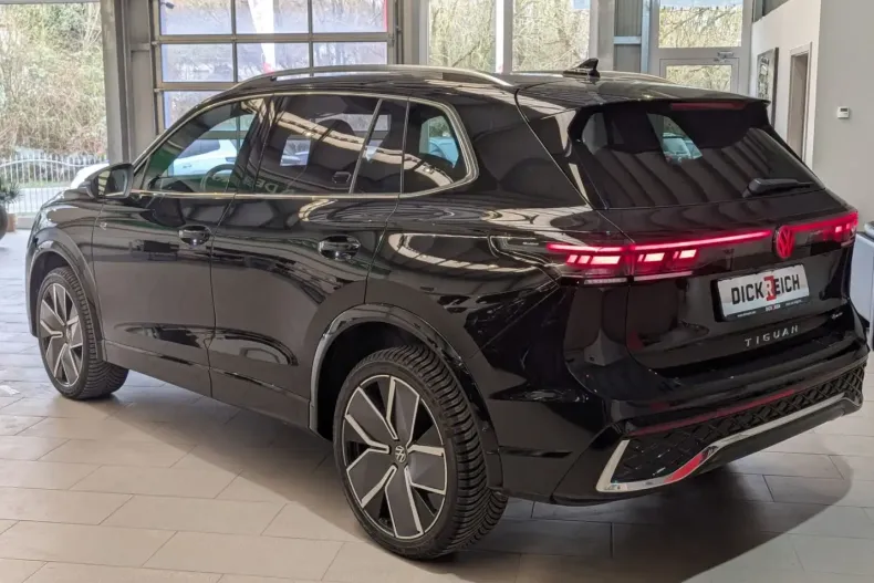 Volkswagen Tiguan din 2025 cu 23.023 km - oferta VOL219191 - foto 3