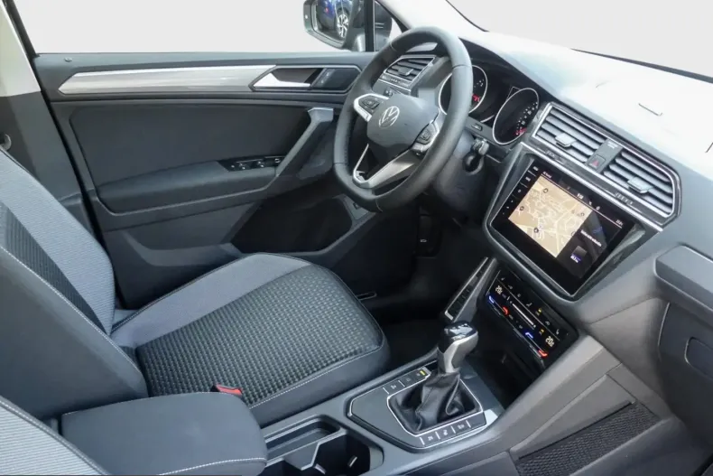 Volkswagen Tiguan din 2024 cu 31.245 km - oferta VOL219196 - foto 3
