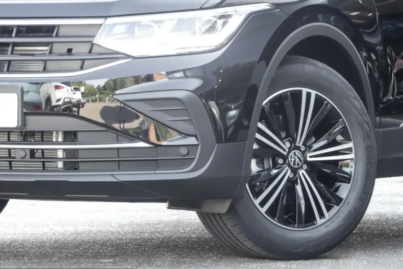 Volkswagen Tiguan din 2024 cu 31.245 km - oferta VOL219196 - foto 5