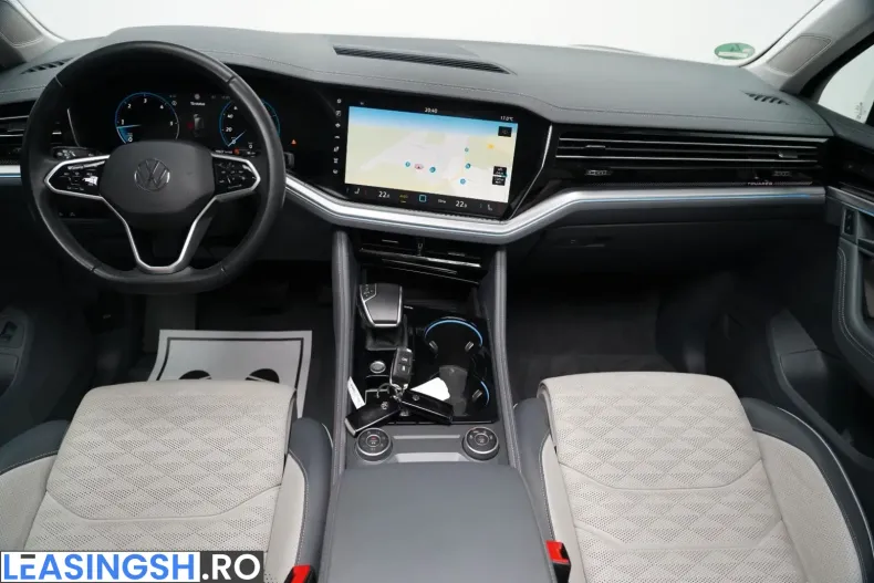 Volkswagen Touareg din 2023 cu 79.900 km - oferta VOL219197 - foto 25