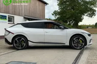 Kia EV6 din 2024 cu 16.800 km - oferta KIA219199 - foto 3