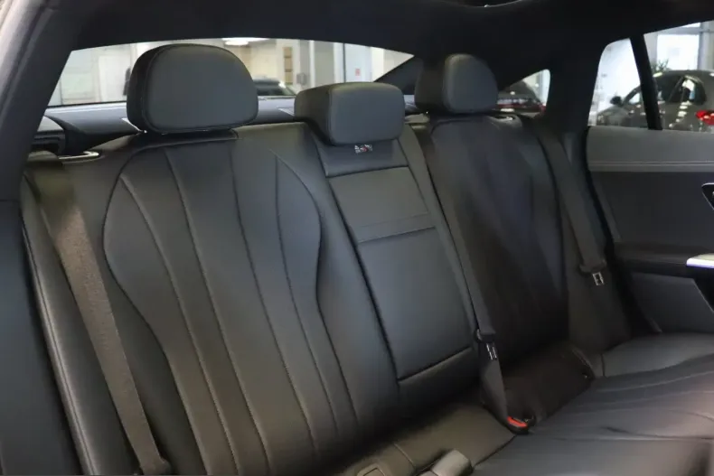 Mercedes-Benz EQE din 2025 cu 5.300 km - oferta MER219201 - foto 18