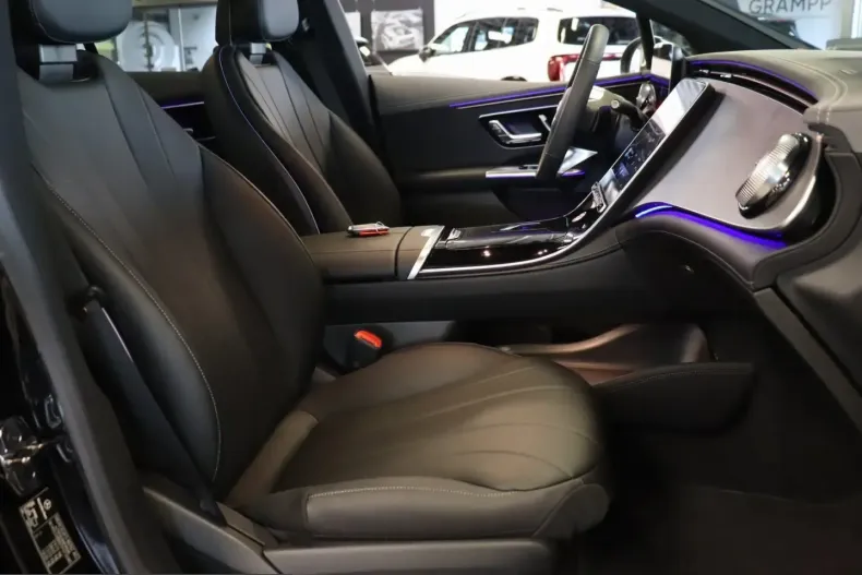 Mercedes-Benz EQE din 2025 cu 5.300 km - oferta MER219201 - foto 19