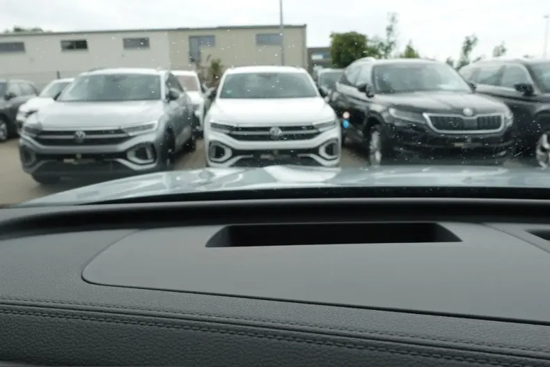 Volkswagen Tiguan din 2025 cu 18.000 km - oferta VOL219205 - foto 18
