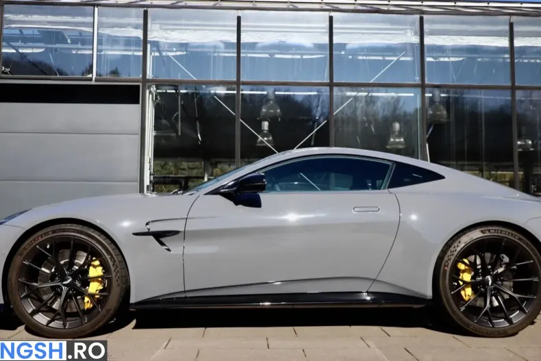Aston Martin V8 Vantage din 2025 cu 6.850 km - oferta AST219209 - foto 7