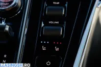 Aston Martin V8 Vantage din 2025 cu 6.850 km - oferta AST219209 - foto 17