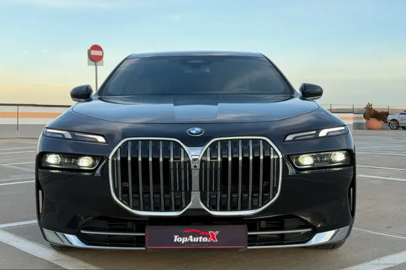 BMW 750 (Seria 7) din 2023 cu 53.145 km - oferta BMW219212 - foto 4