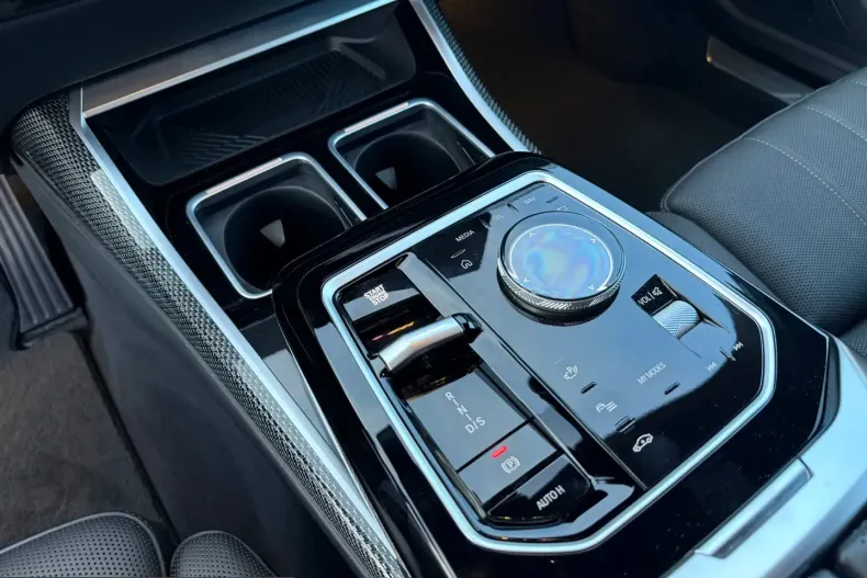 BMW 750 (Seria 7) din 2023 cu 53.145 km - oferta BMW219212 - foto 22