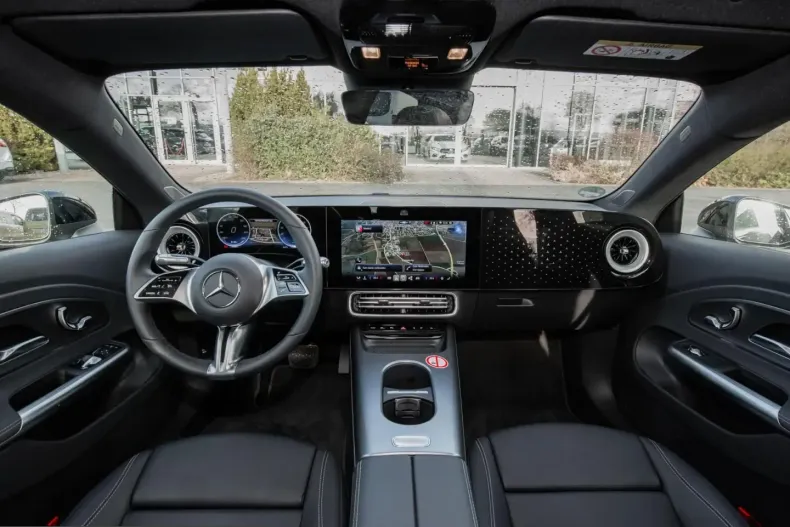Mercedes-Benz CLA 250 (Clasa CLA) din 2025 cu 10.742 km - oferta MER219215 - foto 9