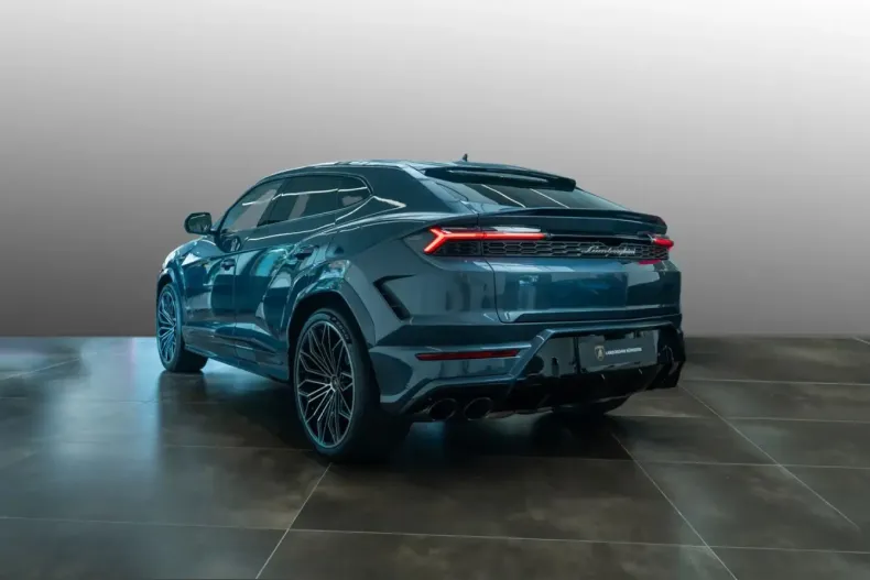 Lamborghini Urus din 2025 cu 3.150 km - oferta LAM219221 - foto 3