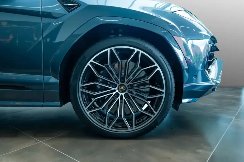 Lamborghini Urus din 2025 cu 3.150 km - oferta LAM219221 - foto 9