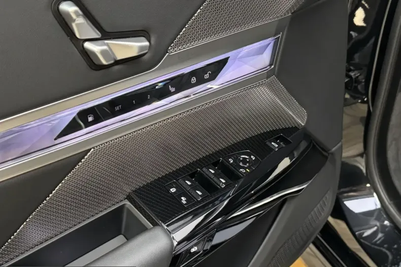 BMW 750 (Seria 7) din 2025 cu 17.700 km - oferta BMW219230 - foto 16