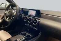 Mercedes-Benz CLA 250 (Clasa CLA) din 2022 cu 40.038 km - oferta MER219234 - foto 16