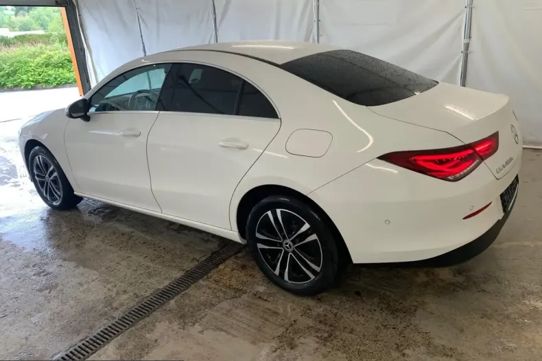 Mercedes-Benz CLA 250 (Clasa CLA) din 2023 cu 33.135 km - oferta MER219235 - foto 4