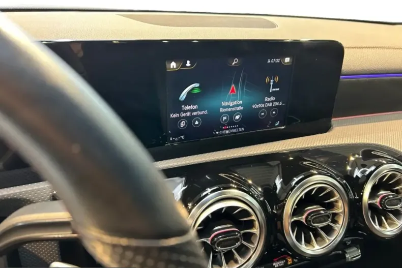 Mercedes-Benz CLA 220 (Clasa CLA) din 2022 cu 35.154 km - oferta MER219239 - foto 9