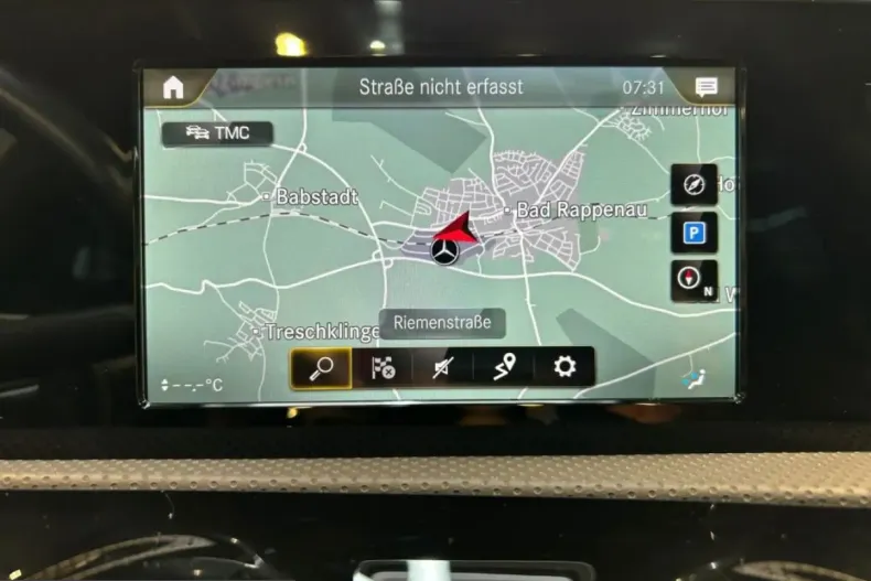 Mercedes-Benz CLA 220 (Clasa CLA) din 2022 cu 35.154 km - oferta MER219239 - foto 12