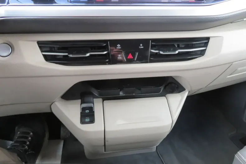 Volkswagen T7 Multivan din 2023 cu 56.690 km - oferta VOL219246 - foto 15