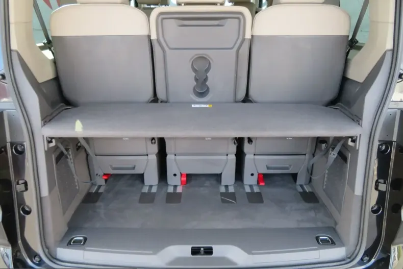 Volkswagen T7 Multivan din 2023 cu 56.690 km - oferta VOL219246 - foto 19