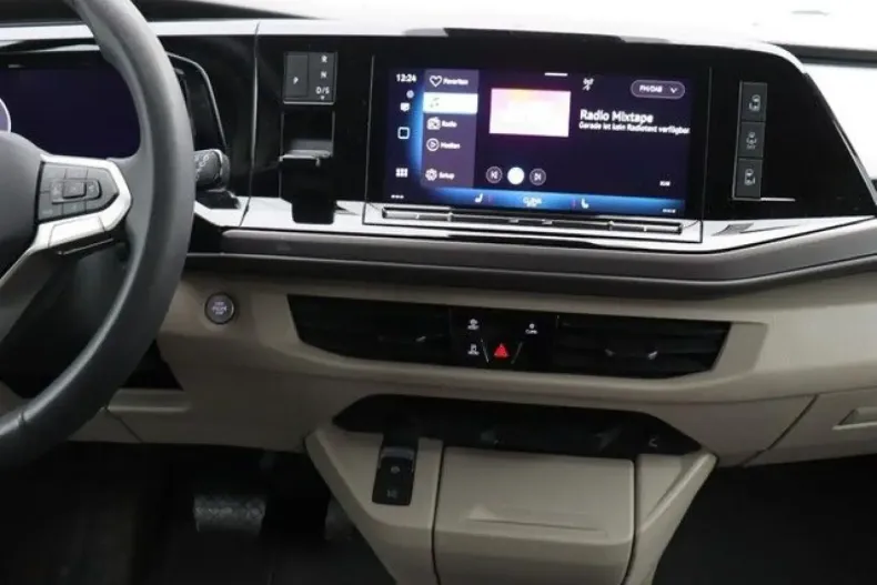 Volkswagen T7 Multivan din 2024 cu 27.701 km - oferta VOL219247 - foto 5