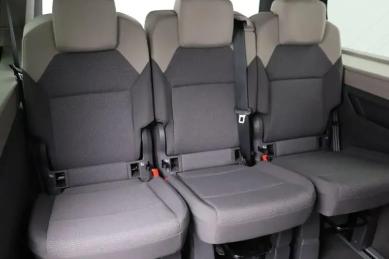 Volkswagen T7 Multivan din 2024 cu 27.701 km - oferta VOL219247 - foto 7