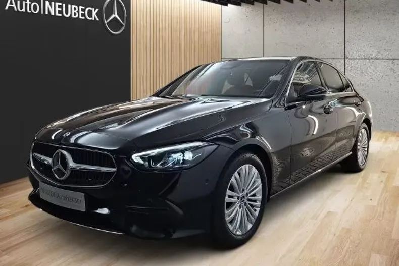 Mercedes-Benz C 220 (Clasa C) din 2025 cu 37.300 km - oferta MER219250 - foto 1