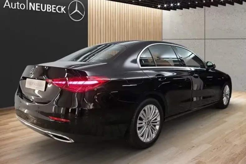 Mercedes-Benz C 220 (Clasa C) din 2025 cu 37.300 km - oferta MER219250 - foto 4