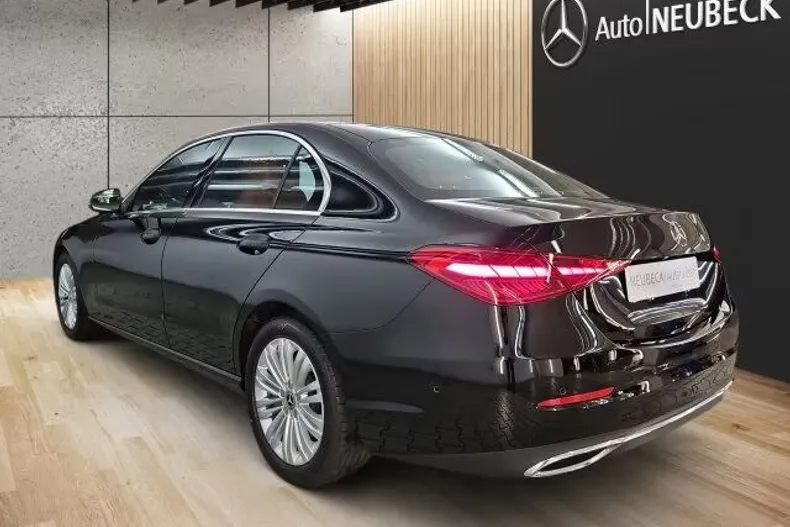Mercedes-Benz C 220 (Clasa C) din 2025 cu 37.300 km - oferta MER219250 - foto 6