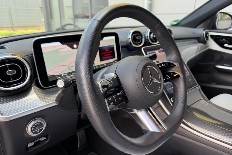 Mercedes-Benz C 220 (Clasa C) din 2023 cu 28.000 km - oferta MER219251 - foto 14