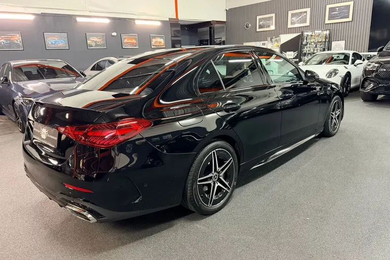 Mercedes-Benz C 200 (Clasa C) din 2025 cu 8.000 km - oferta MER219252 - foto 11