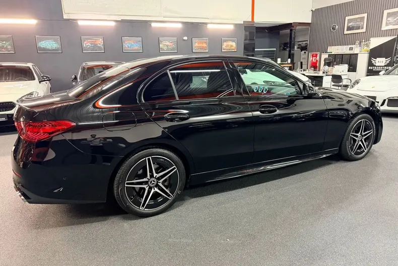 Mercedes-Benz C 200 (Clasa C) din 2025 cu 8.000 km - oferta MER219252 - foto 12