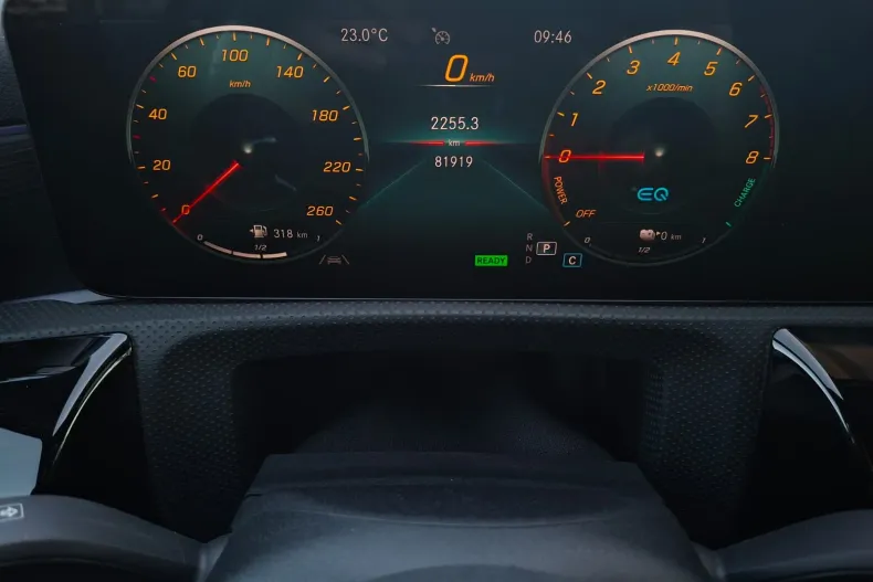 Mercedes-Benz A 250 (Clasa A) din 2021 cu 81.919 km - oferta MER219255 - foto 10