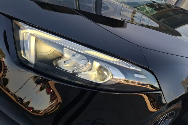 Mercedes-Benz A 250 (Clasa A) din 2021 cu 81.919 km - oferta MER219255 - foto 25