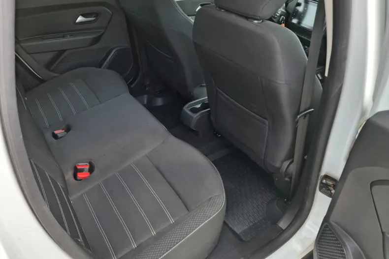 Dacia Duster din 2024 cu 111.995 km - oferta DAC219256 - foto 12